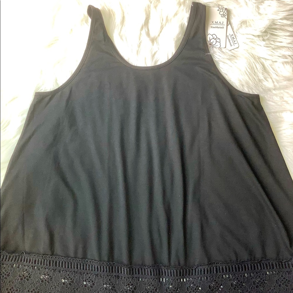 New Sleeveless Top